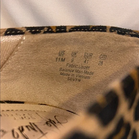 LifeStride Animal Print Pointed Heels. Excellent Condition - Picture 6 of 9